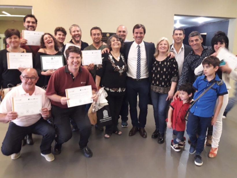 Diplomatura de Gestión Operativa de Servicios de Alojamiento Diplomatura de Gestión Operativa de Servicios de Alojamiento